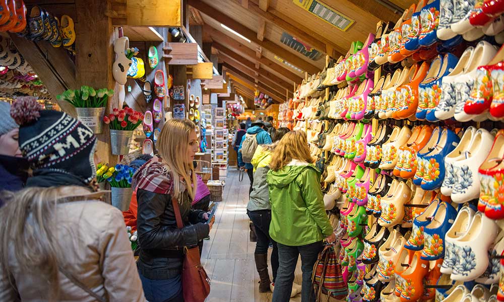 Klomepnmakerij-04 Klompenmakerij De Zaanse Schans